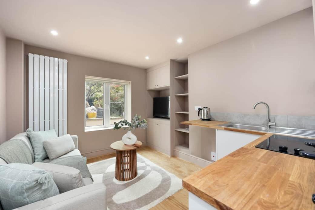 Camden Garden Apartments ロンドン エクステリア 写真